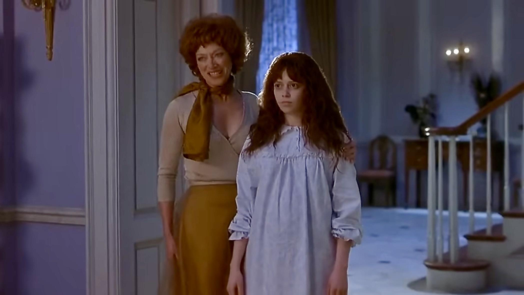 a still from scary movie 2 