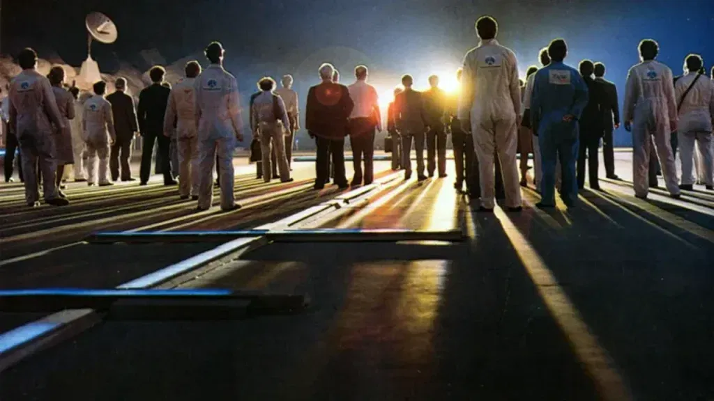 A still from steven spielberg's alien movie Close Encounters of the Third Kind (1977)