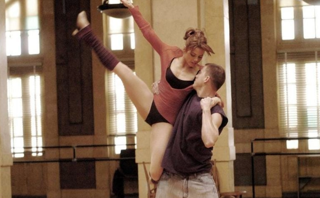 Is Netflix Acquiring Lionsgate? 5 Franchise Revivals That Need to Happen If It's True 2 Channing Tatum and Jenna Dewan in Step Up