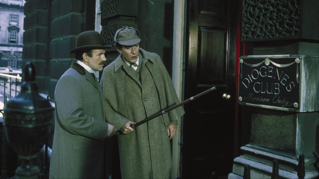 Sherlock and Watson boarding the train 