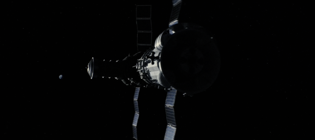 Spaceship in Star City