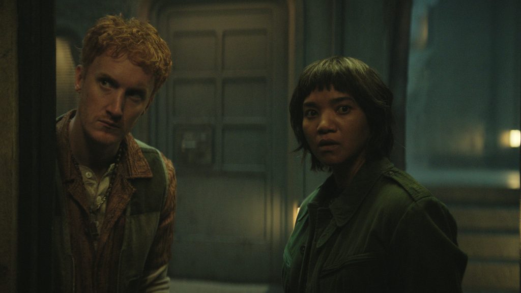 Will Merrick and Chipo Chung in Silo S3 ep 3