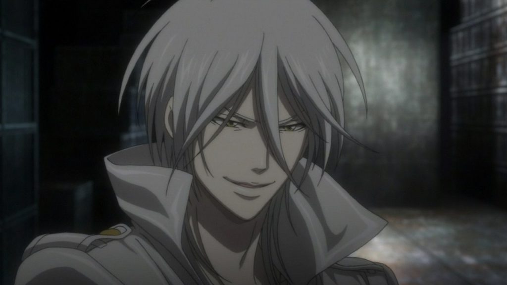 Makishima smirkinga