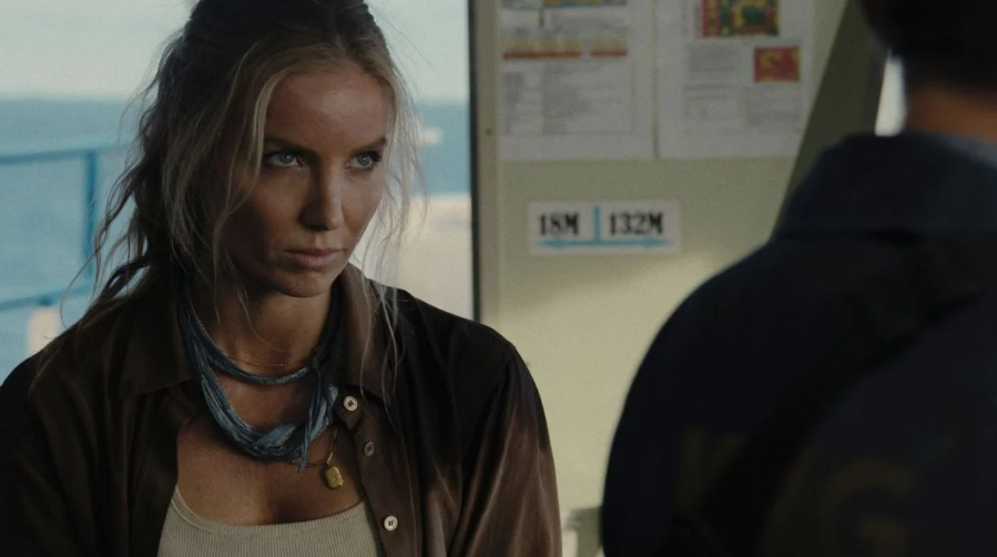 Mutiny Star Is ‘100%’ Positive for a Jason Statham Sequel: 5 Ways the Next Movie Could Play Out 24 Angie (Annabelle Wallis) in Mutiny