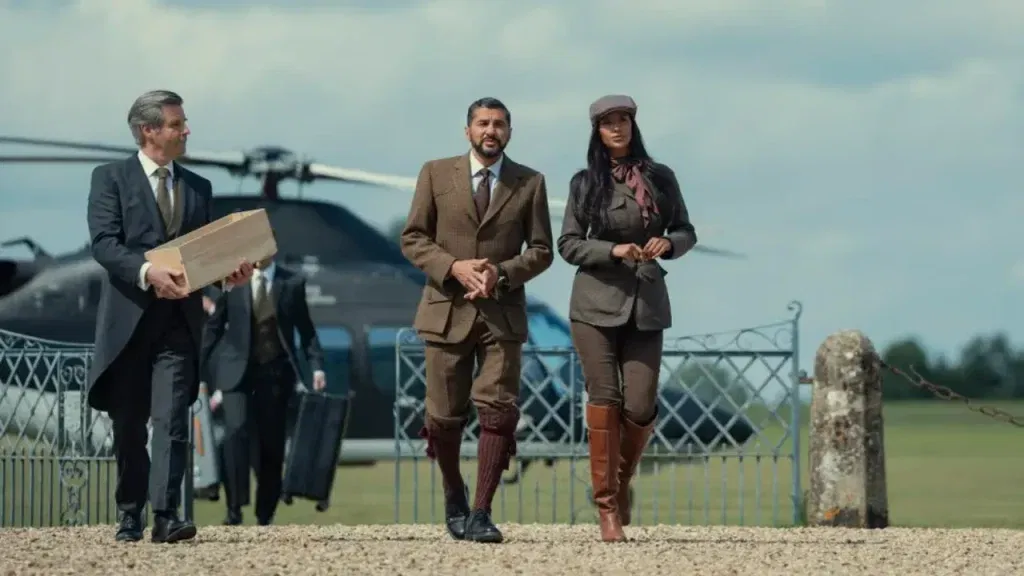 A still from The Gentlemen Season 2
