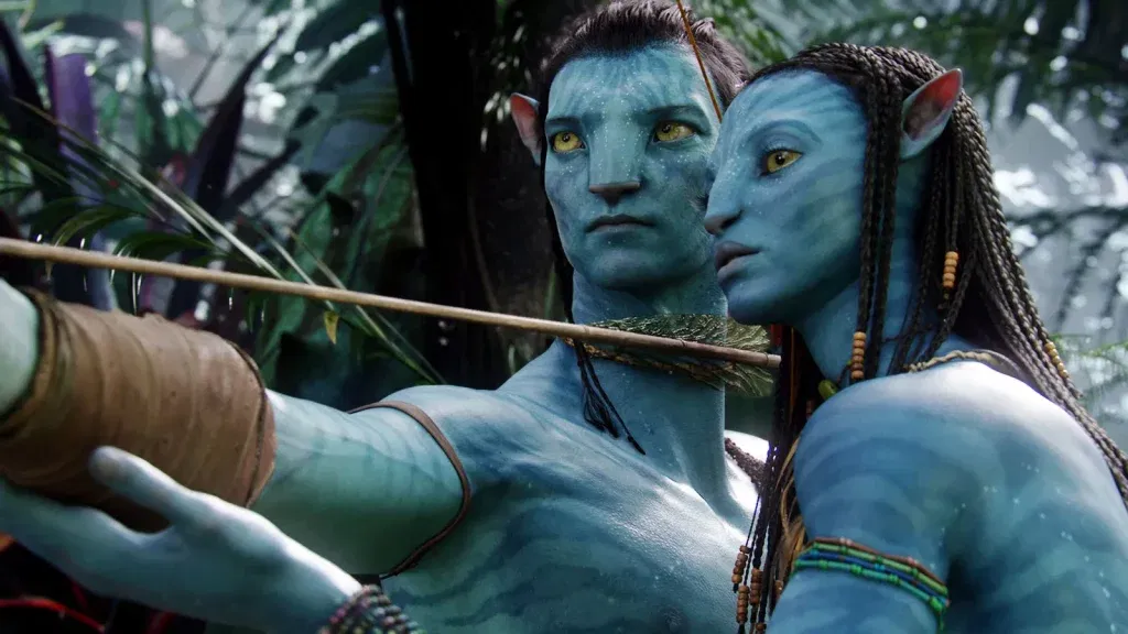 Two Na'vi, blue-skinned humanoids with braided hair and yellow eyes, aim a bow and arrow together in a dense rainforest.