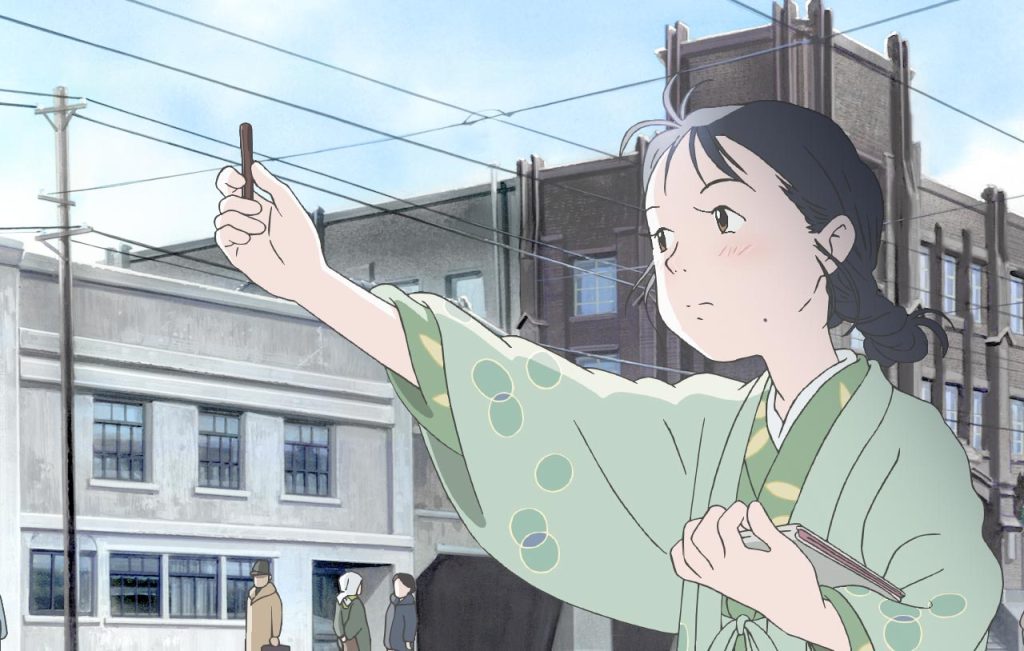 Suzu drawing on the street