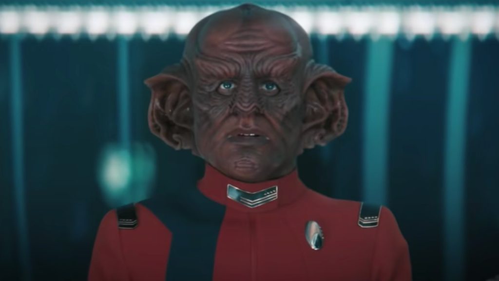 Star Trek: 5 Alien Races That Could Build Green Lantern Tech, Ranked 19 The Ferengi on the ship