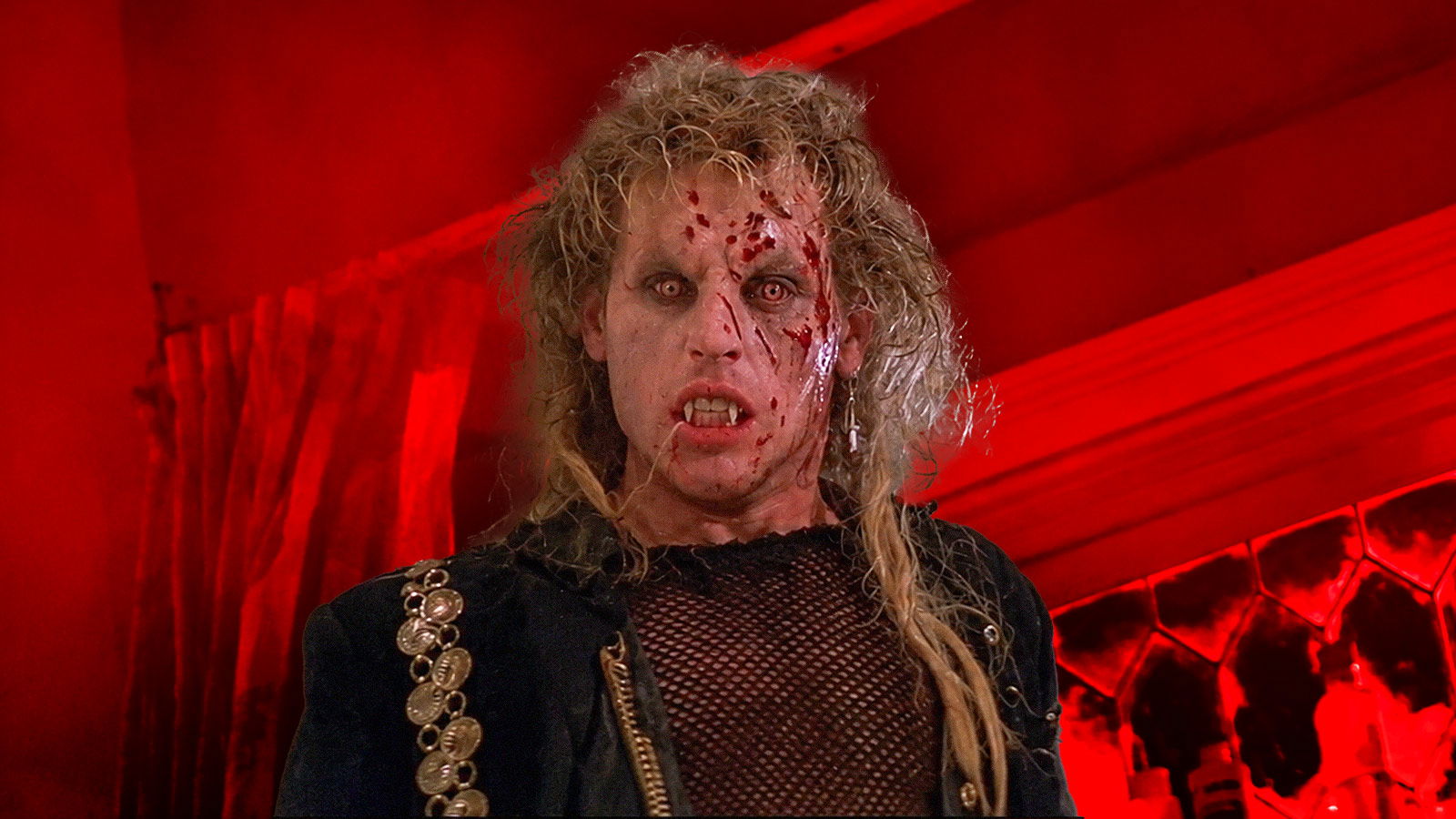 97-Minute Cult Hit That Perfected Blade’s Vampire Formula 11 Years Earlier Officially Dominates Streaming