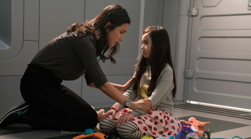 Bingbing Li and Shuya Sophia Cai in The Meg (2018)